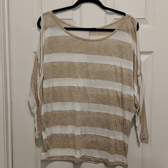 Cha Cha Vente  tan white cold shoulder top Sz XL - Picture 1 of 4